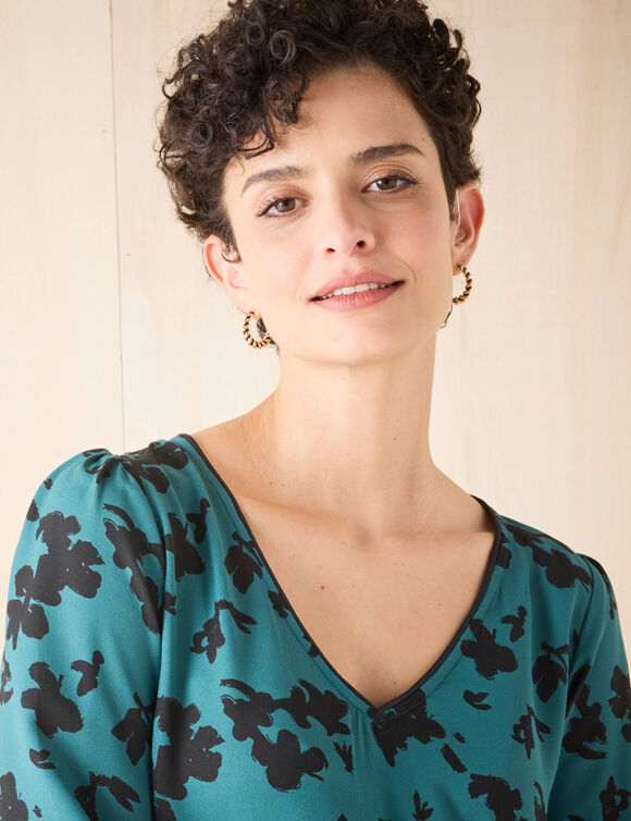 Tunique imprimé bicolore, crêpe (vert / noir) Tunique imprimé bicolore, crêpe (vert / noir)